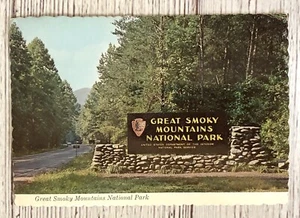 Great Smoky Mountains National Park TN NC Scenic Entrance Chrome Postcard - Picture 1 of 4
