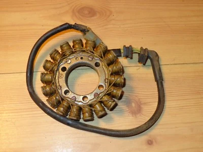 Estator interceptor Honda VTR250L 1988 VTR250 VTR 250 L Foto 1 de 4