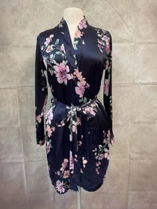 Apt.9 Intimates Ladies Pink Floral Black Long Sleeve Robe Belted Size S - Picture 1 of 5