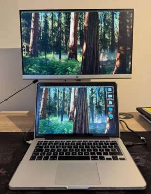 Apple MacBook Pro Retina 13.3" Early 2015 - Image 1 of 4