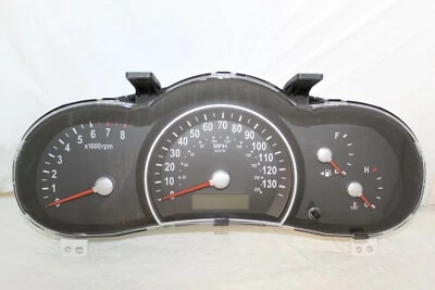 Cuadro de instrumentos velocímetro medidores 08 - 2011 Kia Sedona 162.446 millas Foto 1 de 4