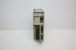 Servo controlador de aire acondicionado OMRON R88D-UA08V #1010119 - Imagen 1 de 2