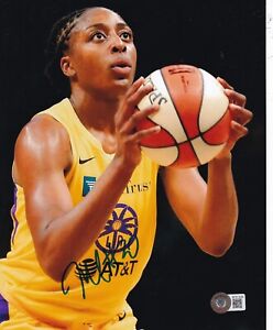 NNEKA OGWUMIKE signed (LOS ANGELES SPARKS) WNBA basketball 8X10 BECKETT BF81436