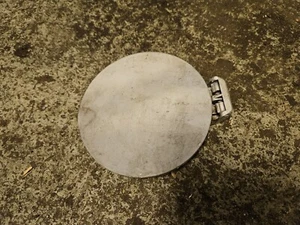 CUBIERTA TAPA DE COMBUSTIBLE PORSCHE 924 SOLAPA - Imagen 1 de 3