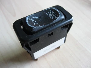 Freightliner A06-30769-020 Rocker Switch NRM/SPIN ATC (Some Wear) #M261JJ - Picture 1 of 5