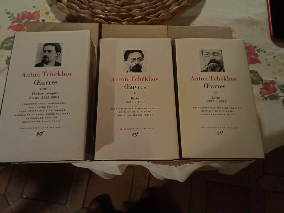 livres anciens de collection La Pléiade - Photo 1/1