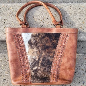 P&G Cowhide Leather Purse With Concealed Carry Compartment Zipper Enclosures - Picture 1 of 24