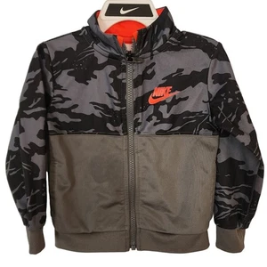 Chaqueta Nike Cremallera Completa Niños 24 Meses, Nueva con Etiquetas, Camuflada - Imagen 1 de 6