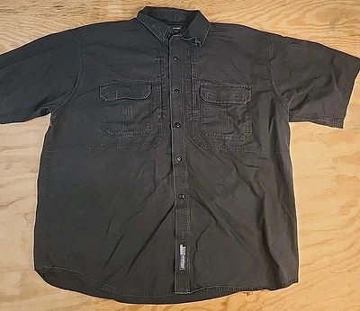 5.11 战术黑色厚棉短袖纽扣衬衫男式 2XL — 第 1/4 张图片