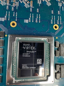 XILINK VIRTEX UltraScale+ XCVU37P FSVH2892AAZ - Foto 1 di 3