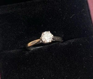 White diamond 0.51 ct and 18ct white gold solitaire engagement ring size M - Picture 1 of 10