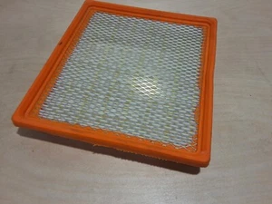 Chrysler Avenger 200 Voyager 2.7 air filter K04891713AA - Picture 1 of 2