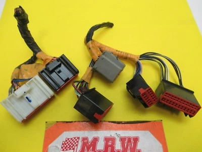 Wire Plug Connector only MULTI FUNCTION GENERAL ELECTRIC COMPUTER BOX LINCOLN LS - Image 1 of 4