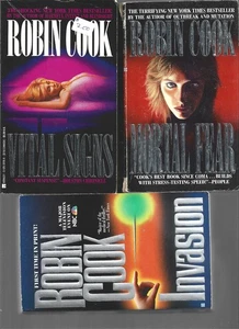 Robin Cook 3 Paperback Lot Invasion Mortal Fear Vital Signs Medical Thrillers - Picture 1 of 1