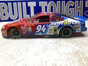 BILL ELLIOTT #94 MCDONALDS MCFLURRY 2000 FORD TAURUS 1:24 NASCAR - Picture 1 of 12