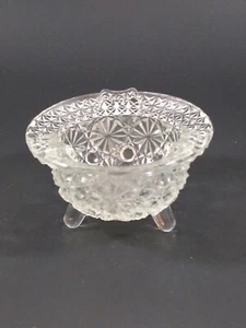 Vintage Crystal Daisy and Button Kettle 3 Footed Toed Ash Tray by L E Smith - Picture 1 of 5