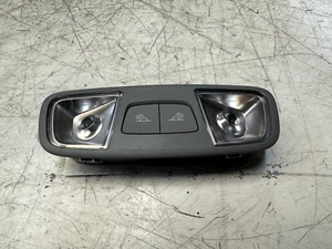 LUZ DE LECTURA TECHO INTERIOR TRASERO AUDI RS3 8V 2012-2020 8V0947111 - Imagen 1 de 10
