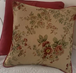 16” cushion cover in Laura Ashley Stowe Gold Fabric Piper - Picture 1 of 2