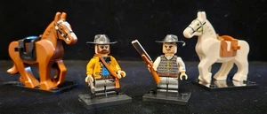 Juego de 2 minifiguras de Red Dead Redemption figuras de vaquero con caballos - Imagen 1 de 1