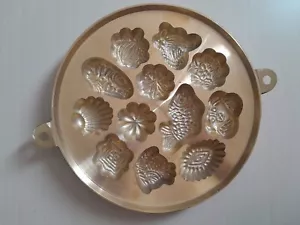 Kueh Bahulu Messingform Schwamm Kuchen Maisbrot Süßigkeiten Gummi 9,4 Zoll - Bild 1 von 5