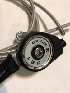 Cambio Pollice Shimano 3 Velocità e Cavo Ciclismo Vintage NOS - Foto 1 di 12