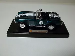 Superior 1965 Shelby Cobra 427 S/C 1:24 Diecast Car Green Collectible - Picture 1 of 5