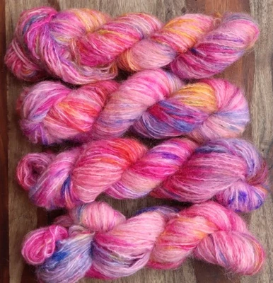 Handgefärbte Chunky Mohairwolle je 50 g - Bild 1 von 4