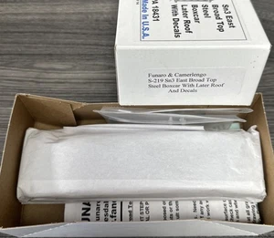 Funaro & Camerlengo S-219 Sn3 East Broad Top Steel Boxcar w/Later Roof 1:64 - Picture 1 of 3