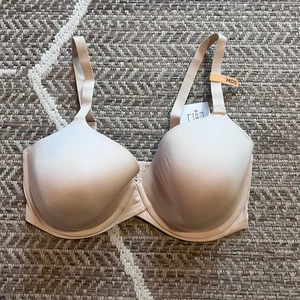 Sujetador Maidenform ligeramente forrado talla 38DD - Imagen 1 de 4