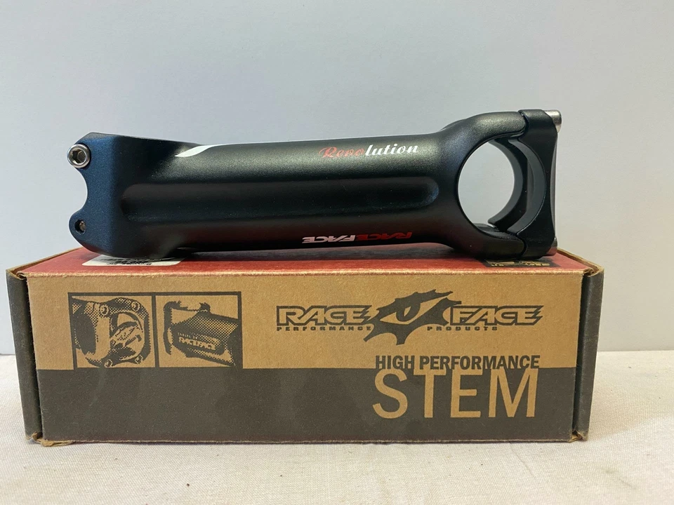 nuevo RaceFace REVOLUTION 120mm 31.8 Bar Abrazadera Bicicleta VÁSTAGO 1-1/8" 8 grados Foto 1 de 4
