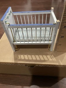 Dollhouse Furniture wood Crib with Mattress Baby Crib Dollhouse - Picture 1 of 6