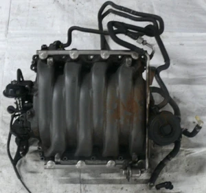 Ansaugbrücke Ansaugkrümmer Audi A8 D3 4E 3,7 206 KW 280 PS 077133185BC - Bild 1 von 4