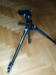 MANFROTTO Alu-Stativ 055PROB + 327rc2 Kugelkopf + Tasche - Sehr guter Zustand! - Bild 1 von 10