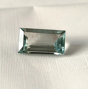 Baguette Shape Natural Aquamarine 5.50 Carat 14.6X7.9 mm Faceted Loose Gemstone - Picture 1 of 4