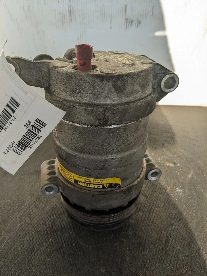 Compresor de aire acondicionado Delphi fabricante se adapta a camioneta Sierra 1500 99-02 1180162 Foto 1 de 4