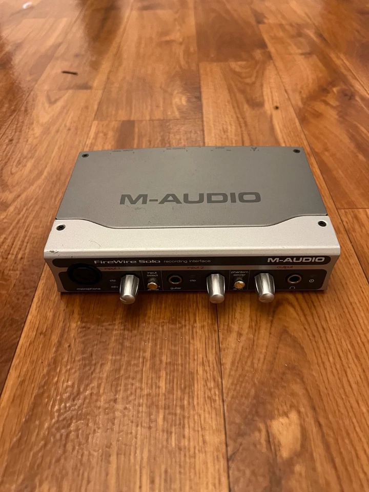 M-Audio Firewire Solo Mobile Music Audio Recording Interface - Image 1 of 4