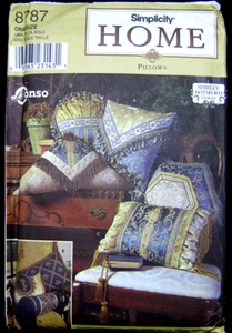 Modello casa Simplicity - "Cuscini: Triangolo quadrato rotondo" #8787 non tagliato - Foto 1 di 7