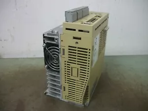 OMRON 2.01HP AC SERVO DRIVE R88D-WT15H 230VOLT 3PH 11.6AMP - Picture 1 of 8