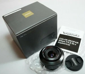 Voigtlander 20mm f/3.5 Color Skopar SL II N Lens in Canon EOS EF Mount - Picture 1 of 3