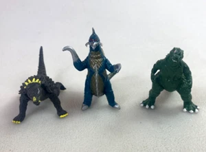 Set of 3 Godzilla 3" Godzilla PVC Figures Bandai - Picture 1 of 2