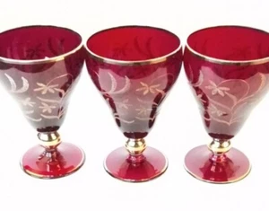 Vintage Cranberry Glass Wine Glasses Ruby Glass Art Glass Drink Glasses Lot of 3 - Foto 1 di 12