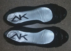 Black Anne Klein Flats, Women's Size 9m - Picture 1 of 5