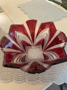 Kristall Rubinrot Schliff auf Klar Akzent Glas Schale 11" breit & 5 1/5" hoch - Bild 1 von 9