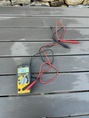 Martindale MM39 Multimeter With Leads  - Image 1 of 4