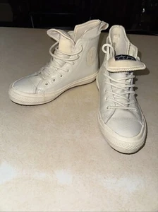 REDUCED!! Converse Chuck Taylor Allstar CTAS II Boot Hi White 153574C 7W 5M GC - Picture 1 of 12