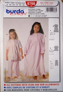 Burda Easy Pattern 9766 Mädchen Nachthemd und 2-teiliger Schlafanzug Gr. 3-8 - Bild 1 von 2