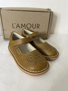 L’Amour Shoes Toddler Girls Brown Mary Jane’s Leather T-Strap Size 6 New In Box! - Picture 1 of 9