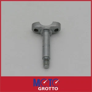 Lower Handle Bar Holder / Clamp for Yamaha DS7 (72) , R5,B,C (71-72) , DT100,... - Picture 1 of 6