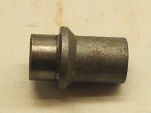 SUZUKI GSX750F GSX600F TANDWIELDRAGER SPROCKET CARRIER RETAINER 64611-33C00 - Picture 1 of 3