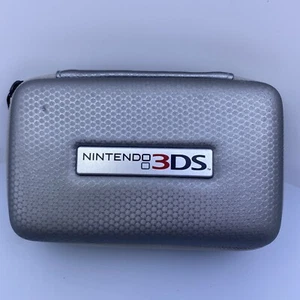 Official Silver Nintendo 3DS OEM Carrying Case Travel Bag Pouch some wear - Picture 1 of 7